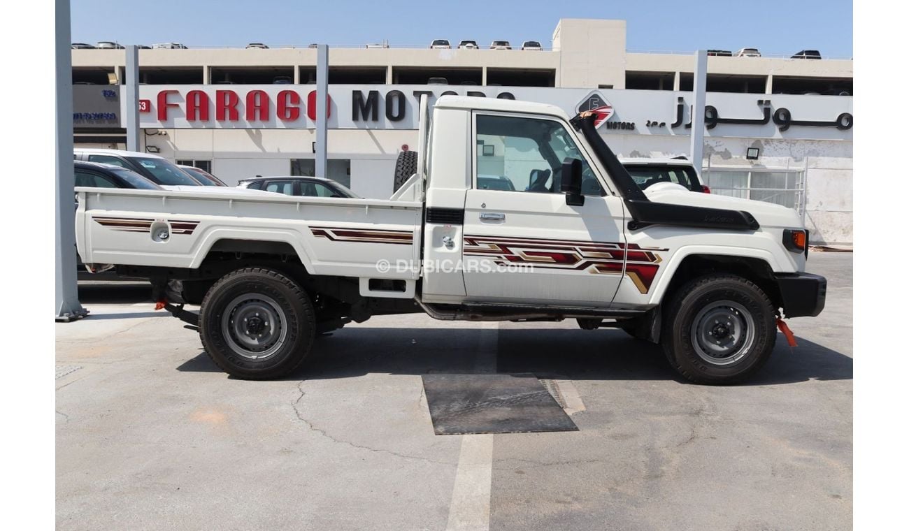 تويوتا لاند كروزر بيك آب 2024 TOYOTA LAND CRUISER 4.2 V6 DIESEL **EXPORT ONLY**التصدير فقط خارج الخليج**