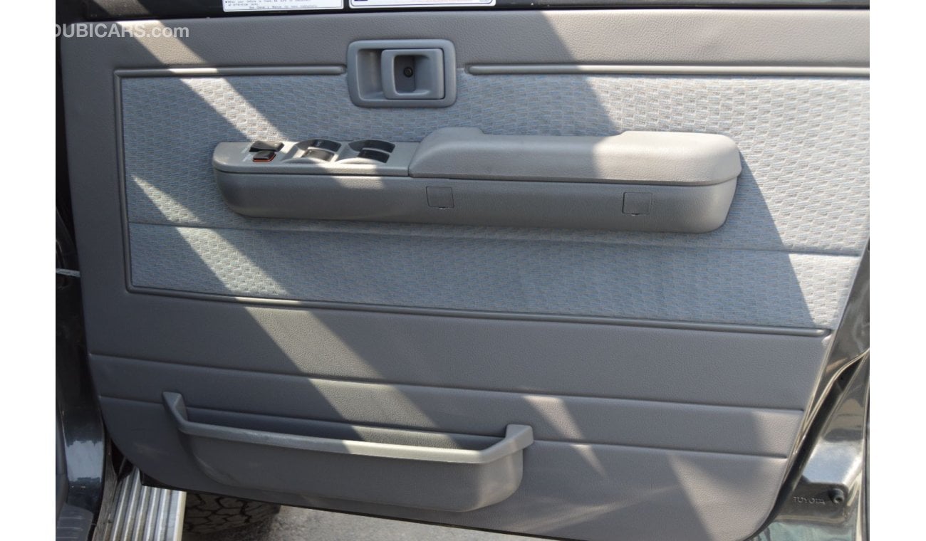 Toyota Land Cruiser Hard Top 5 Door