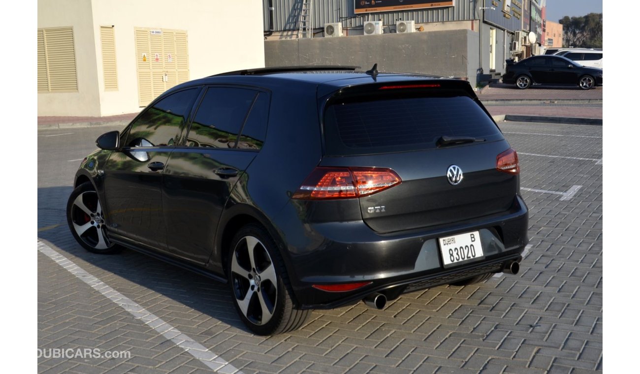 فولكس واجن جولف Volkswagen Golf GTI 2015  Fully Loaded In Perfect Condition