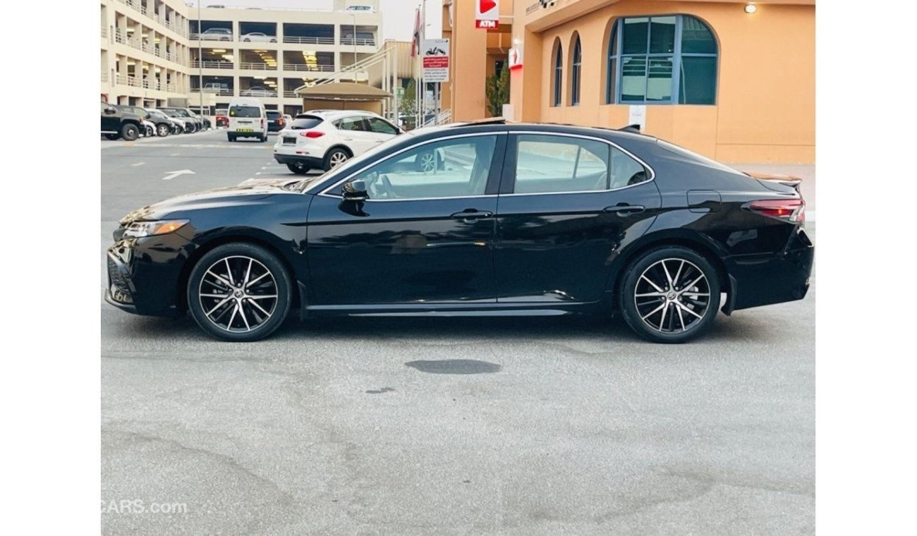 Toyota Camry 2021 CAMRY SE SUNROOF