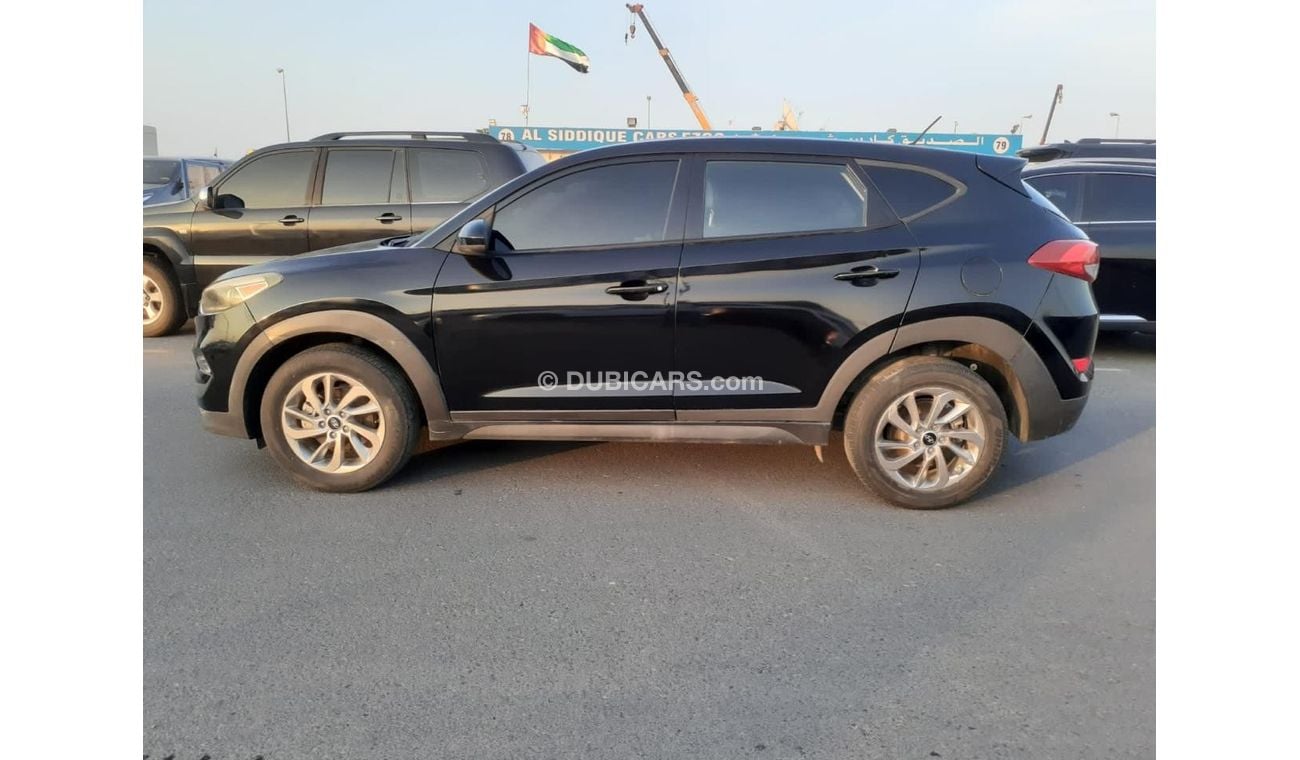 Hyundai Tucson 2.0L 2.0L