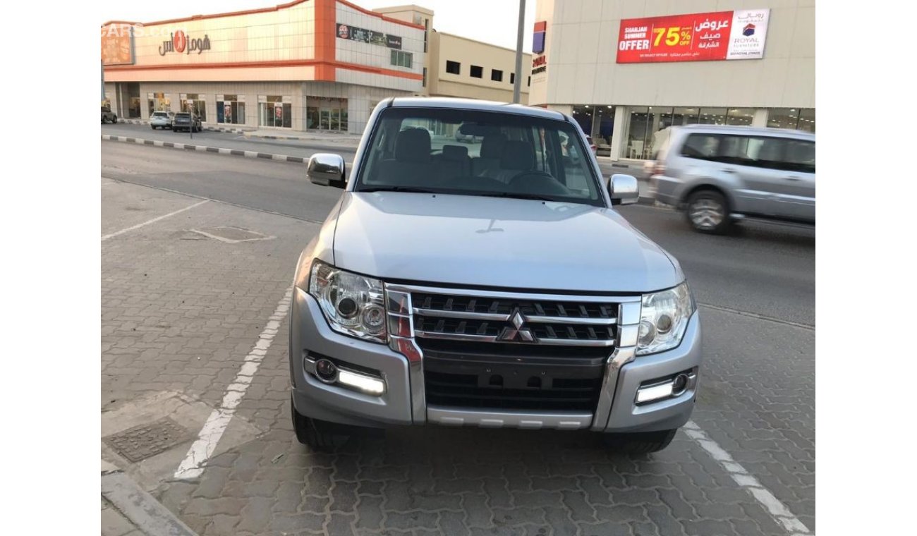 Mitsubishi Pajero 2015 gcc very celen car