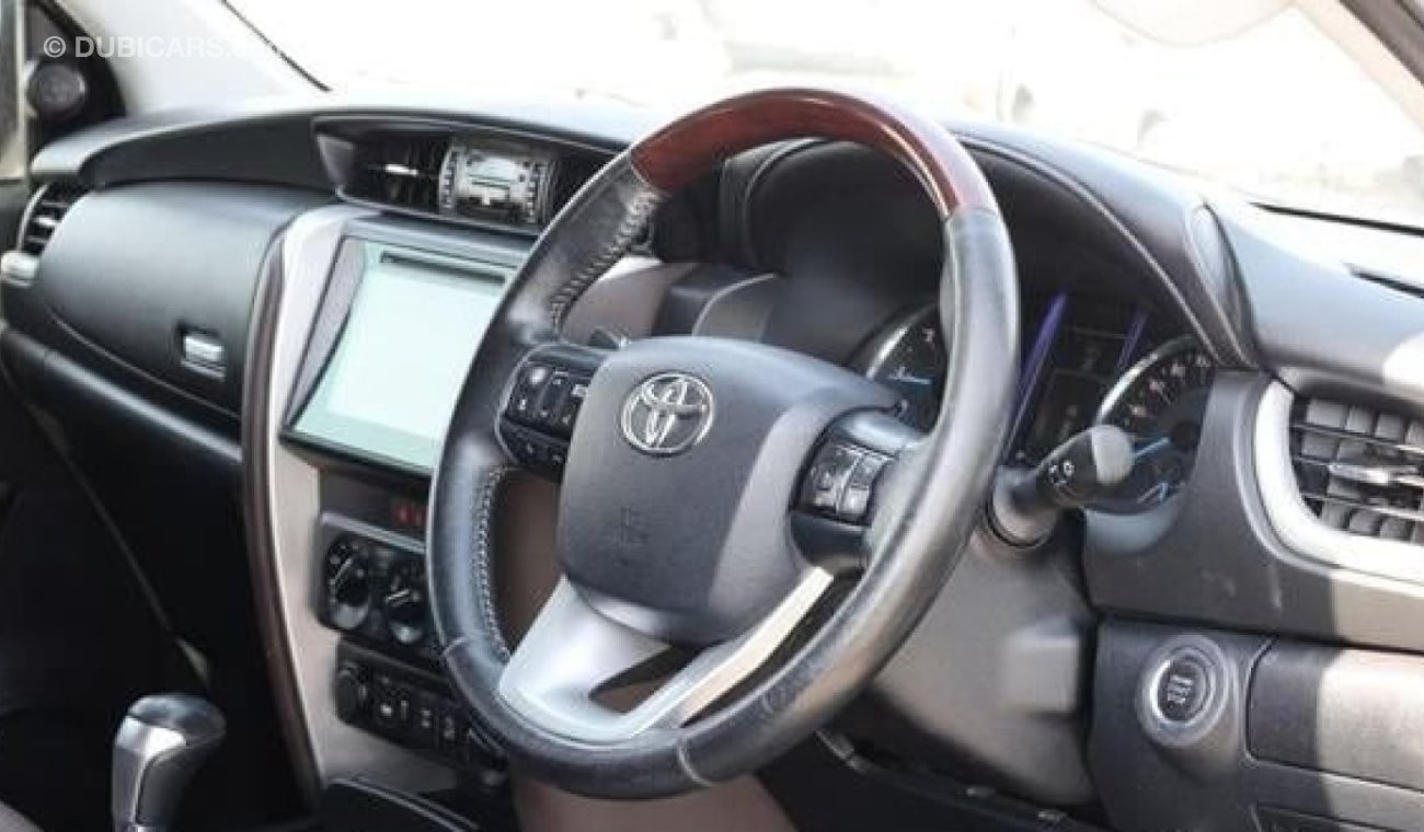 Toyota Fortuner TOYOTA FORTUNER DIESEL TURBO 2015