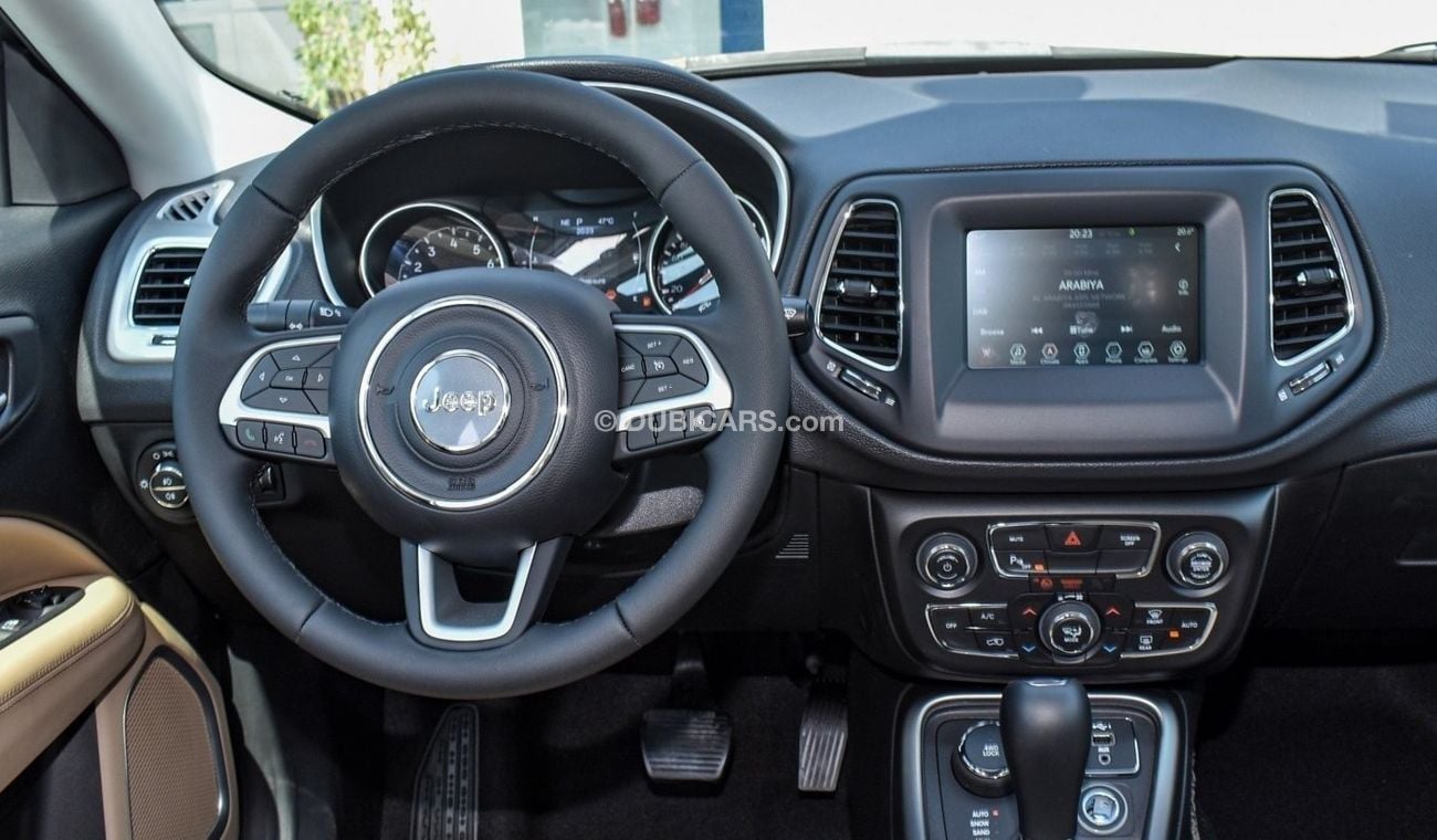 جيب كومباس Jeep Compass 2.4P 4x4 Longitude Aut. 2.4L Petrol