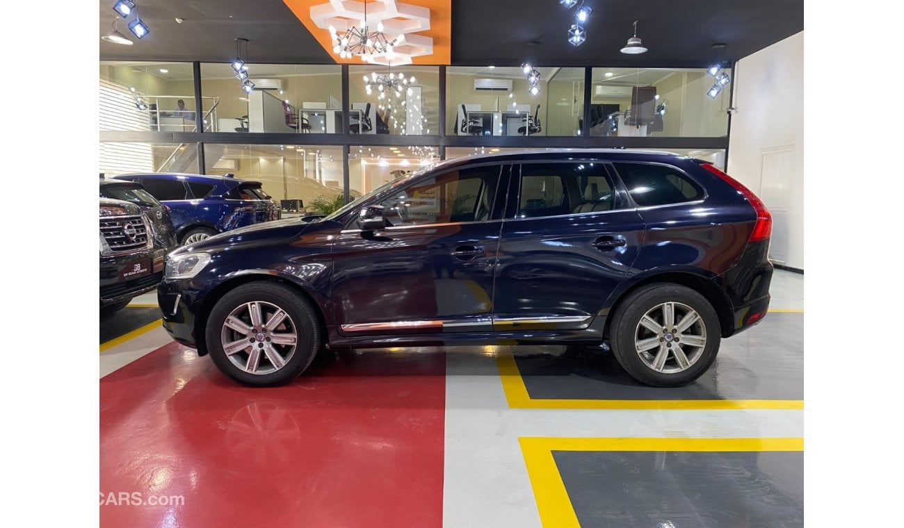 فولفو XC 60 DP 2016 Volvo XC60 , 5dr SUV, 2.0L 4cyl Petrol, Automatic