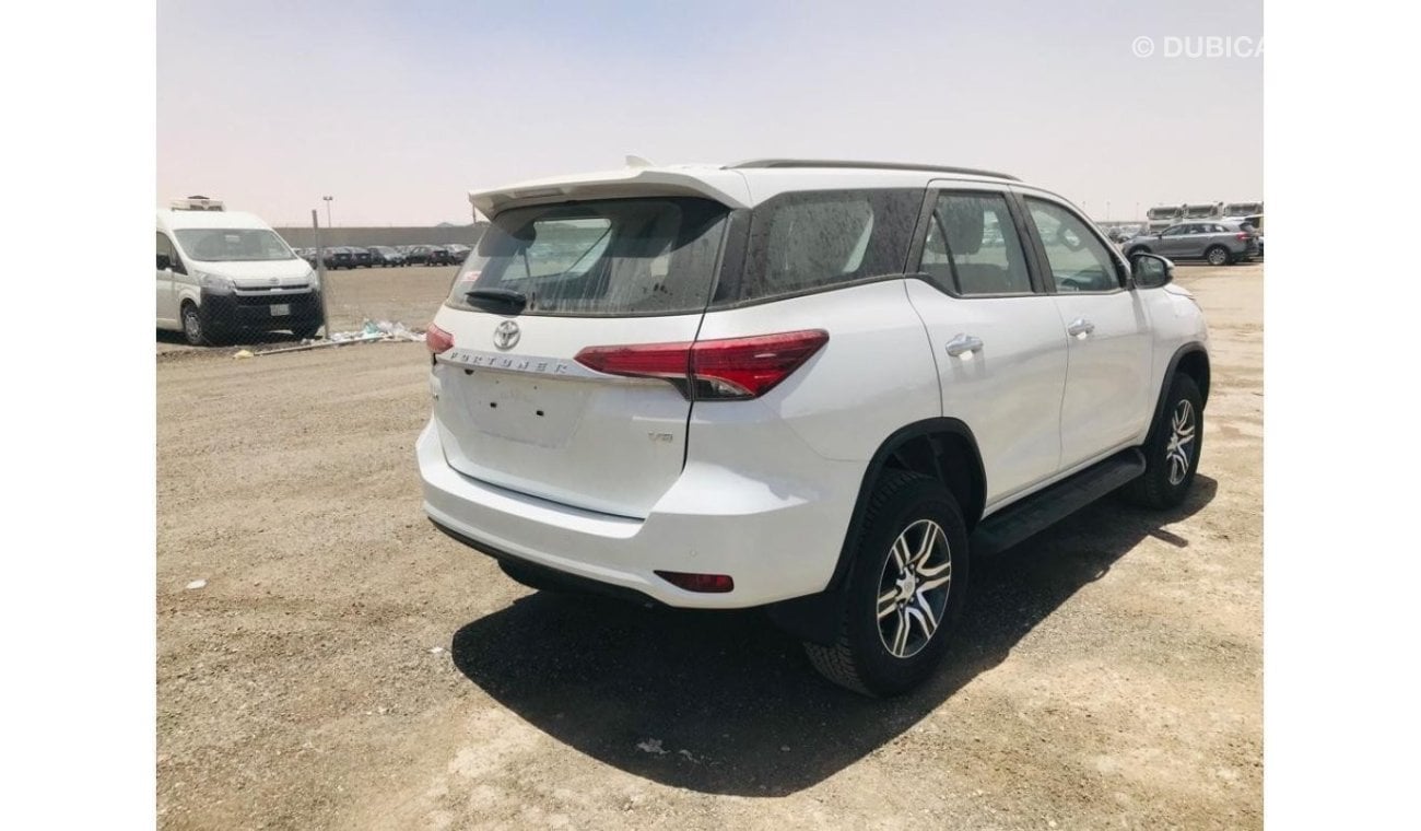 تويوتا فورتونر New Toyota Fortuner 4.0L 6 Cylinder VX1  4*4 YM 2024