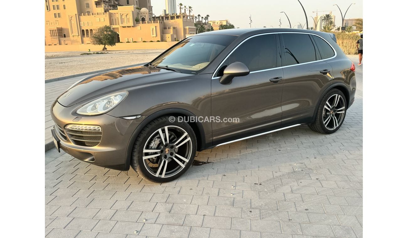 Porsche Cayenne GCC 2013 / 143000 km