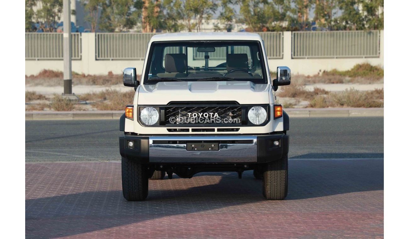 Toyota Land Cruiser Pick Up 2024 Toyota LC79 Single Cab 4.0 - WHITE inside BEIGE | Export Only