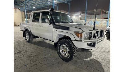 Toyota Land Cruiser Pick Up