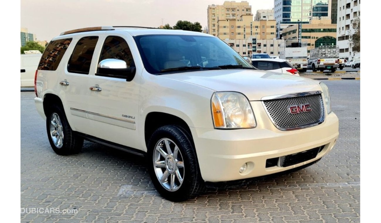 GMC Yukon GMC YUKON DENALI GCC 2012 FULL OPTION