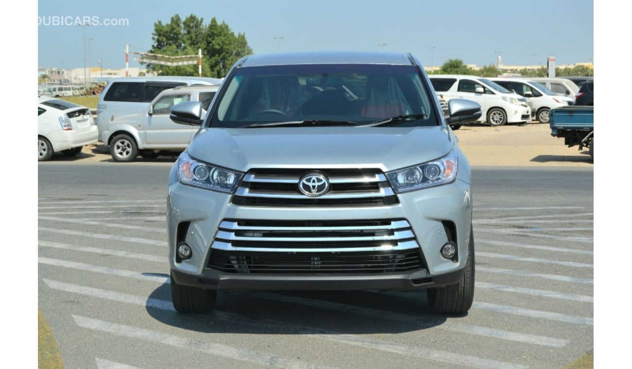 Toyota Highlander LE Perfect inside and out