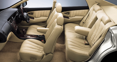 Mitsubishi Diamante interior - Seats