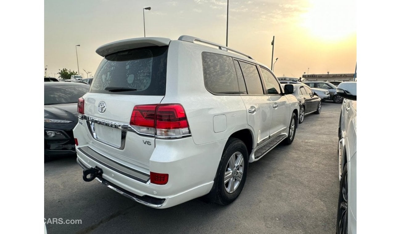 Toyota Land Cruiser 2015 Toyota Land Cruiser GXR