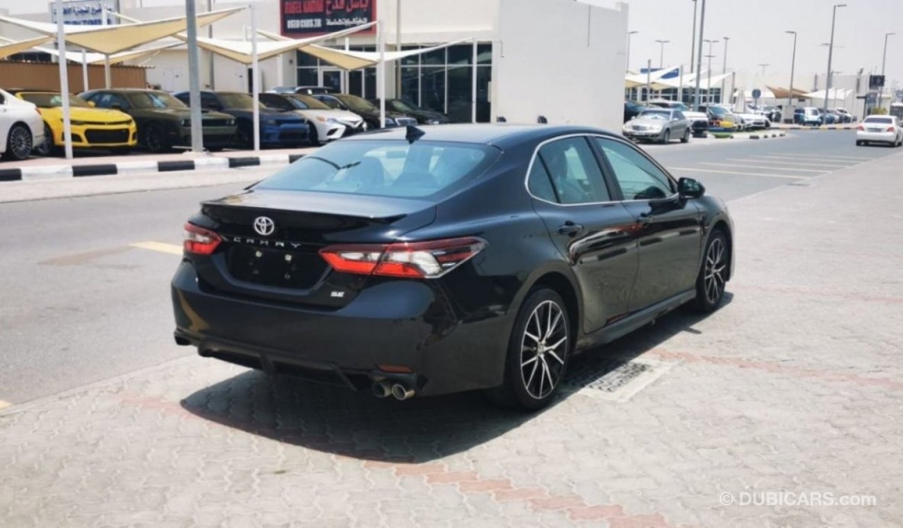 Toyota Camry SE - Sports Edition