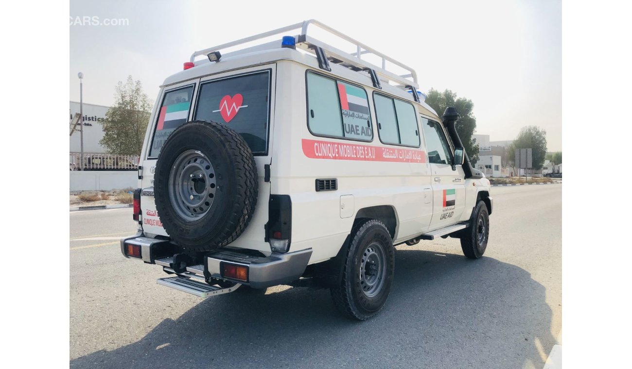 Toyota Land Cruiser Hard Top Mobile Clinic Conversion