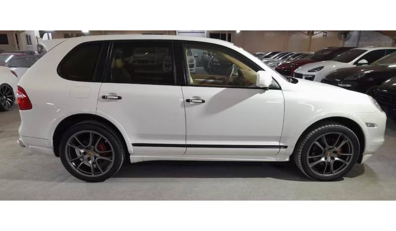 Porsche Cayenne GTS PORSCHE CAYENNE GTS 4.8L 2008, WITH SUNROOF, HALF LEATHER SEATS AND MORE..