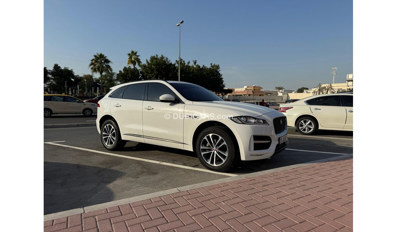 Jaguar F Pace R-Dynamic SE 3.0L