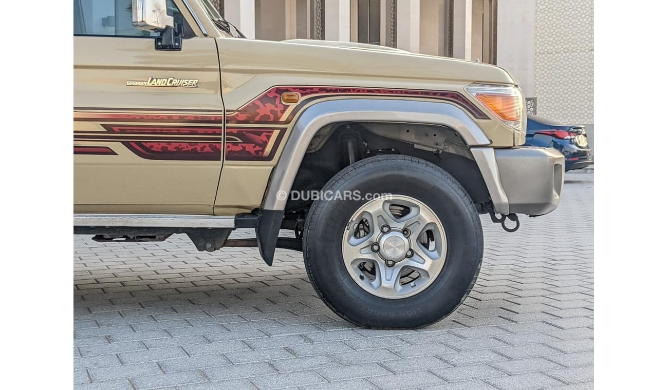 Used Toyota Land Cruiser Hard Top Land Cruiser Hardtop Lhd Model For Sale In Dubai