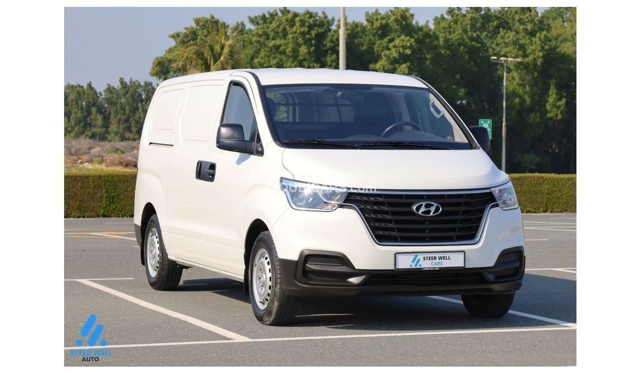 Hyundai H-1 Std 2019 Cargo Van 2.5L RWD / Diesel M/T / Like New Condition / Bulk Deals / Lowest Price / Book Now