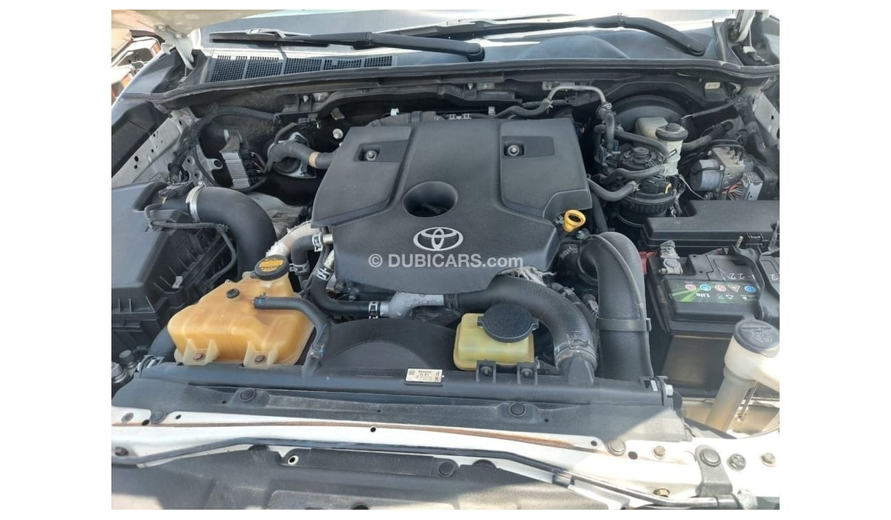 Toyota Hilux DC 4WD 2.4L DIESEL MANUAL TRANSMISSION