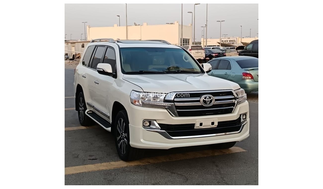 Toyota Land Cruiser v8 /5.7GXR