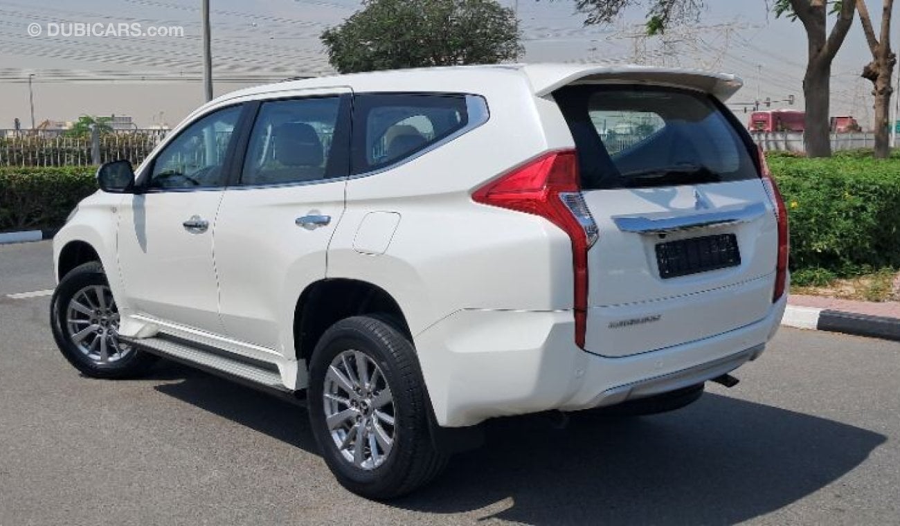 Mitsubishi Montero MONTERO SPORT 2019 GCC WARRANTY AL HABTOOR , FULL OPTION + ORGINAL PAINT 100% + 2 KEYS