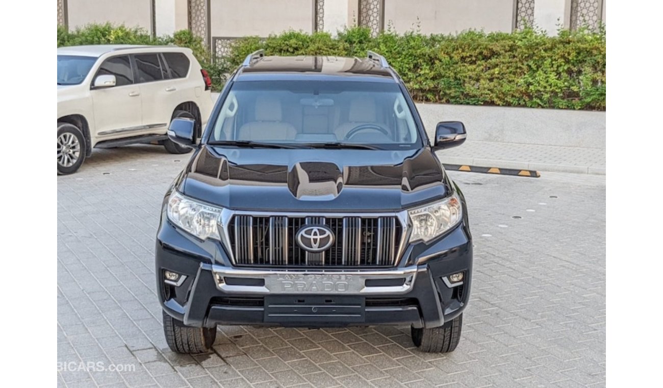 Toyota Prado 2019 V6 GCC Very clean title in Excellent condition