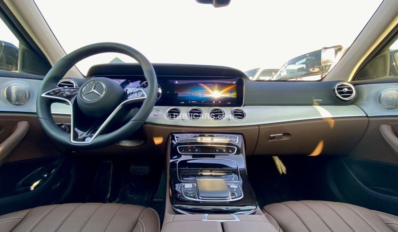 Mercedes-Benz E200 black  Night package/ Brand New