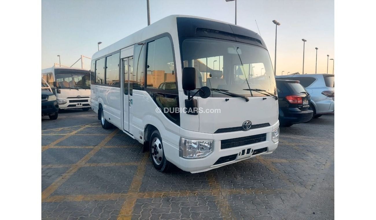 Toyota Coaster DIESEL 4.2L 23 SEATER MANUAL TRANSMISSION