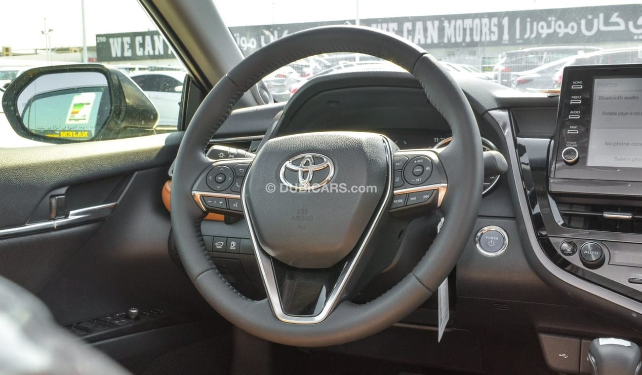 Toyota Camry 2024 - CAMRY LUMIERE 2.5L HYBRID SILVER COLOR