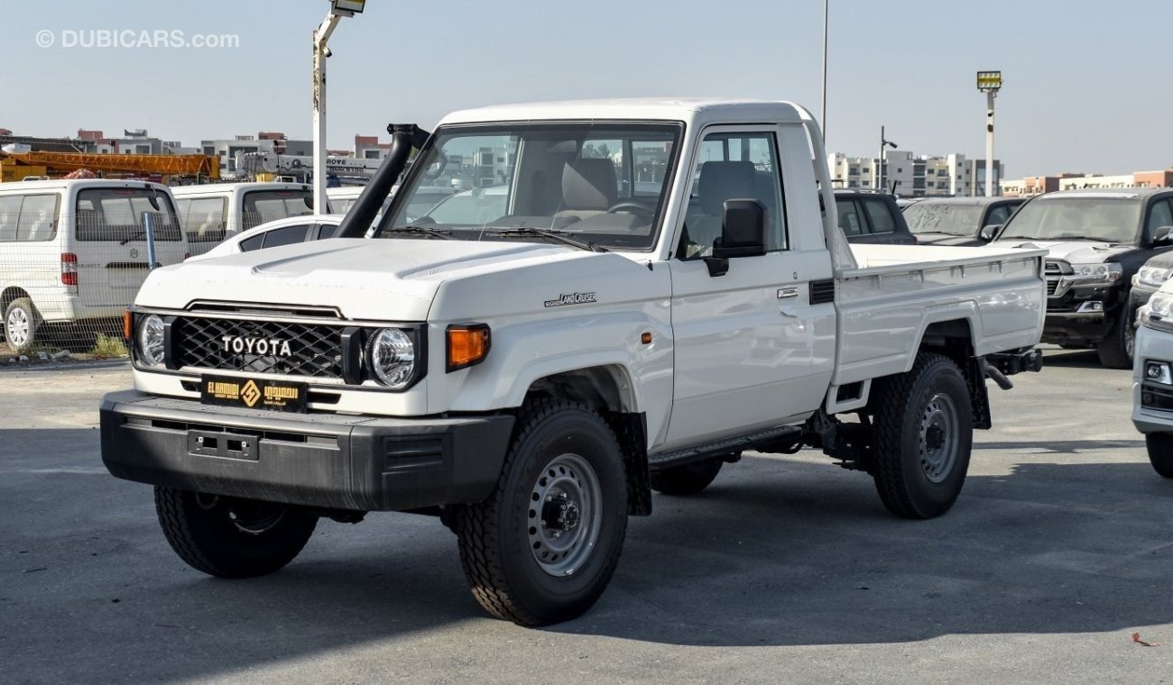 Toyota Land Cruiser Pick Up TOYOTA LC PICK UP 79 SC DIESEL 2.8L A/T, MY24 2.8L Basic-A/T Diesel