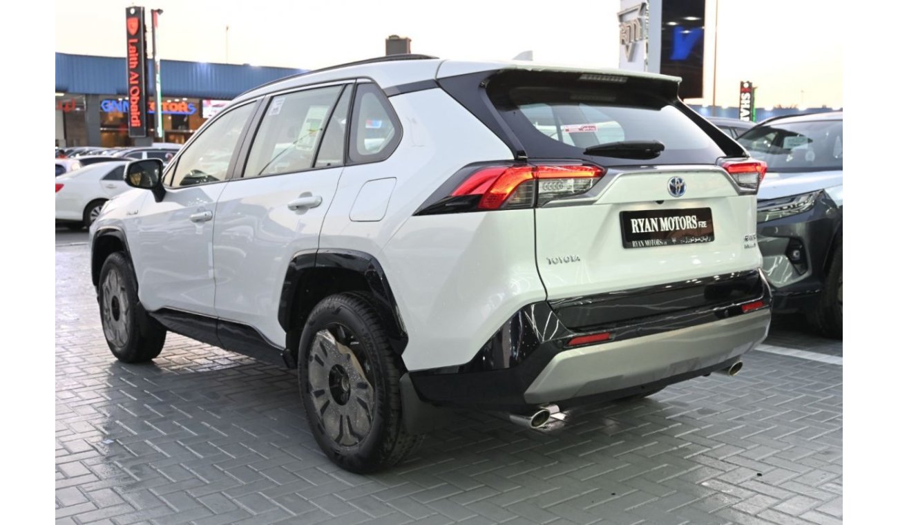 تويوتا راف ٤ Toyota RAV4 2.5L Hybrid, White, CUV, AWD, 5Doors