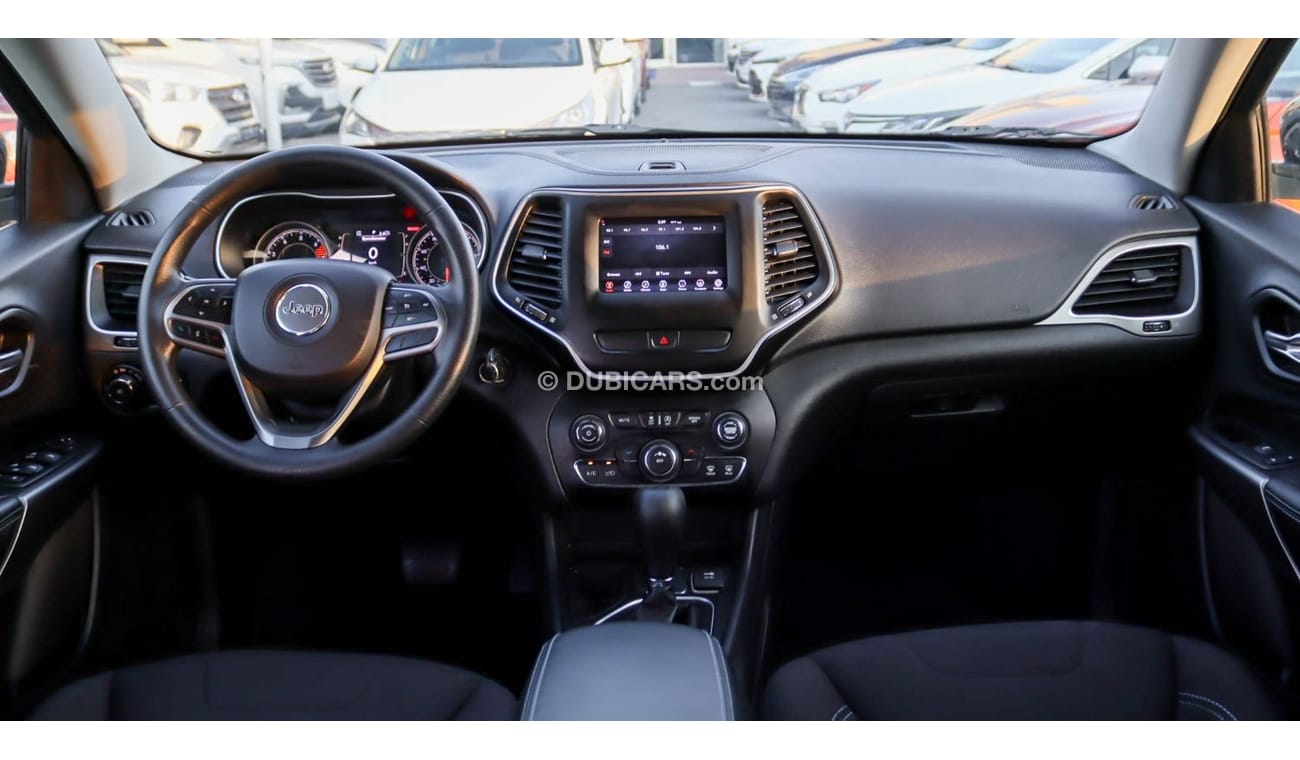 جيب شيروكي S Limited 2.4L jeep Cherokee 2019 American in excellent condition