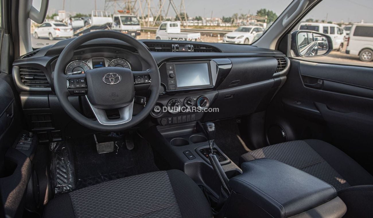 تويوتا هيلوكس TOYOTA HILUX 2.4L MID OPTION A/T MY2024 FOR EXPORT