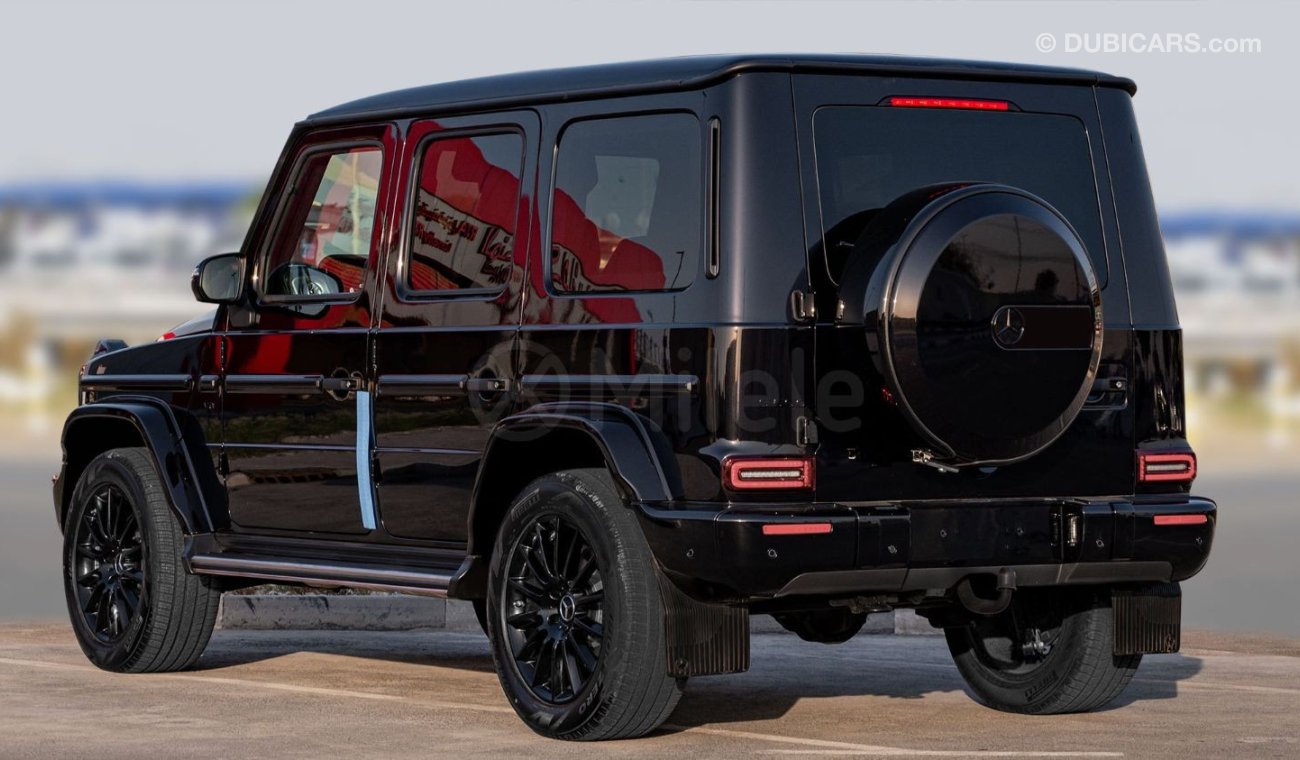 Mercedes-Benz G 500 4.0L PETROL – OBSIDIAN BLACK: MBUX, OFF-ROAD MODES, AND PREMIUM COMFORT