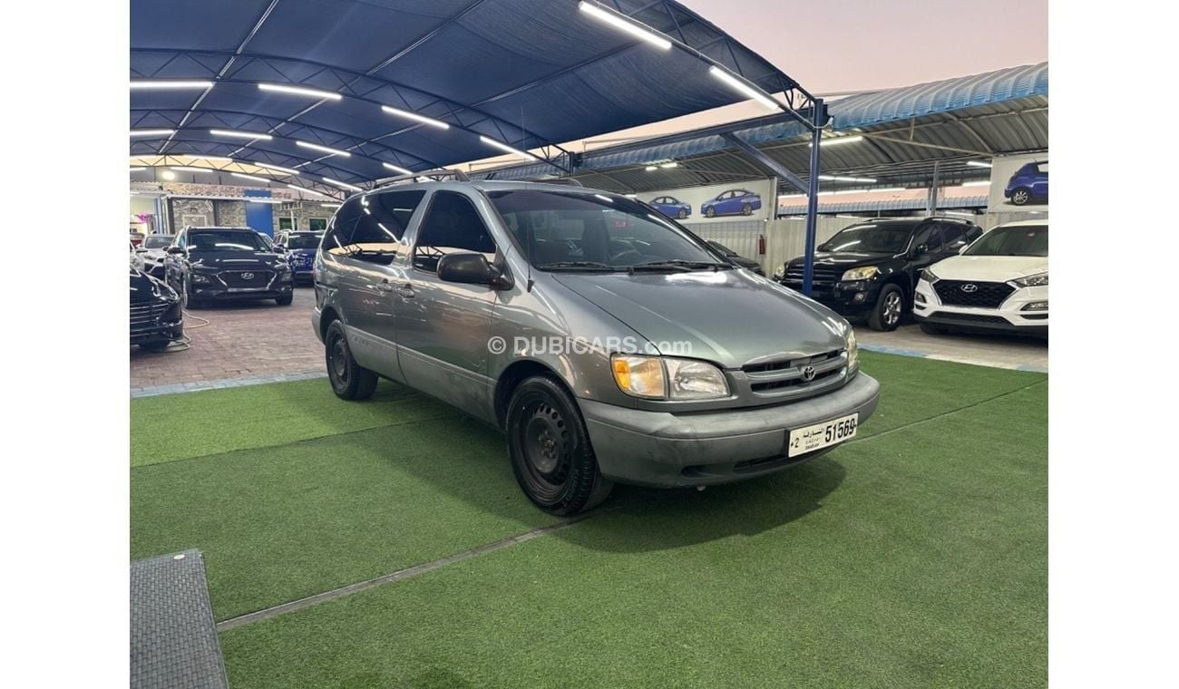 تويوتا سيينا Toyota Sienna 1999 with 3.0L engine in good condition running ready for use seven-seater