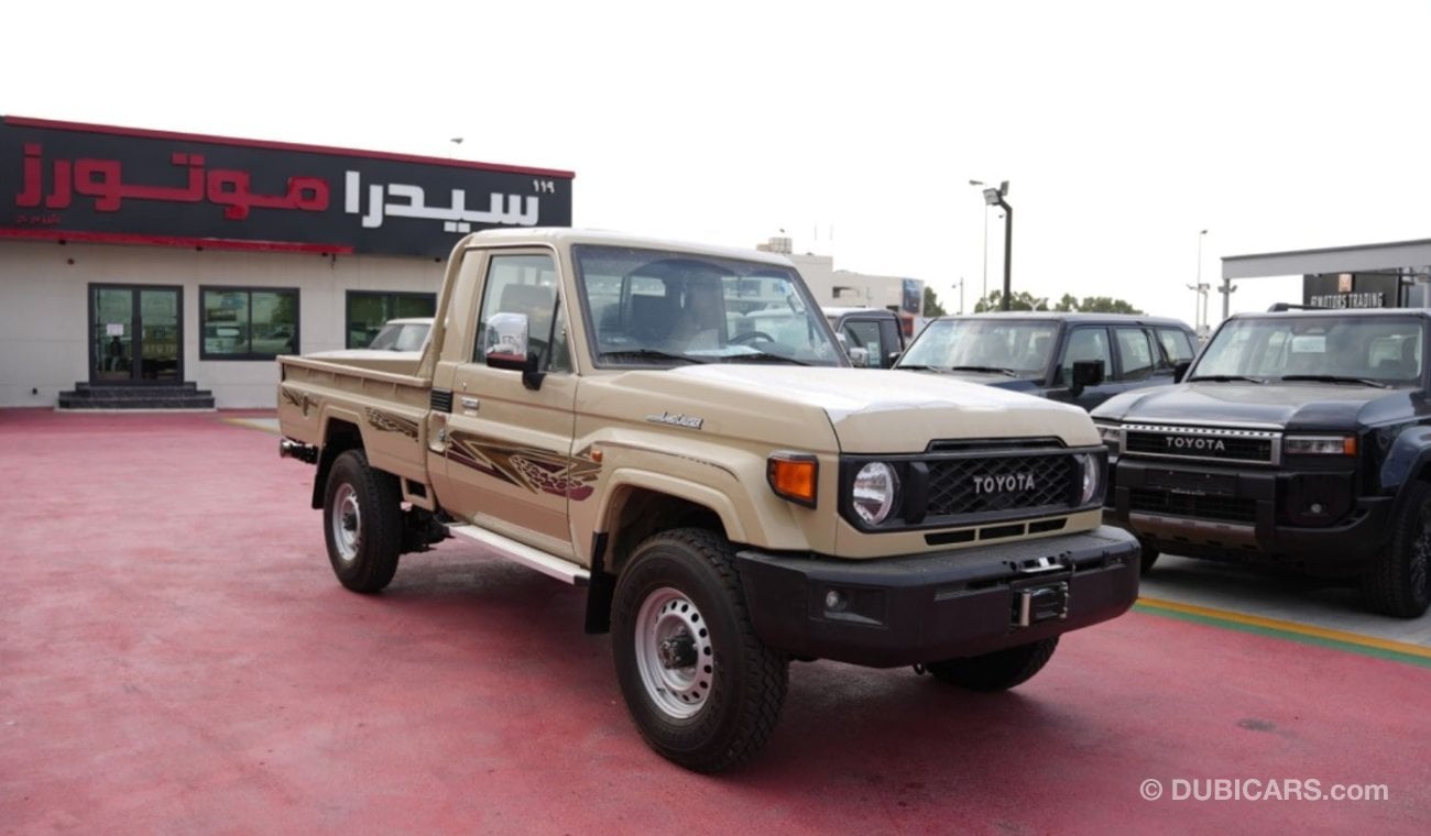 تويوتا لاند كروزر بيك آب TOYOTA LC79 PICKUP S/C 4.0L PETROL AUTOMATIC TRANSMISSION MY2024 WINCH DIFF-LOCK