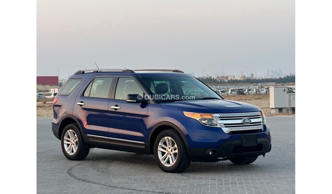 Ford Explorer XLT 3.5L MODEL 2015 GCC CAR PERFECT CONDITION INSIDE AND OUTSIDE