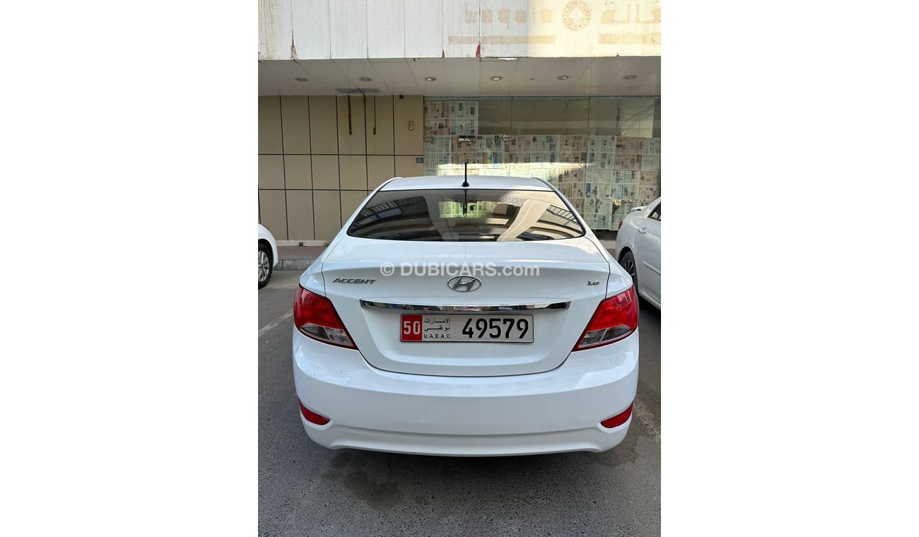 Hyundai Accent GXR