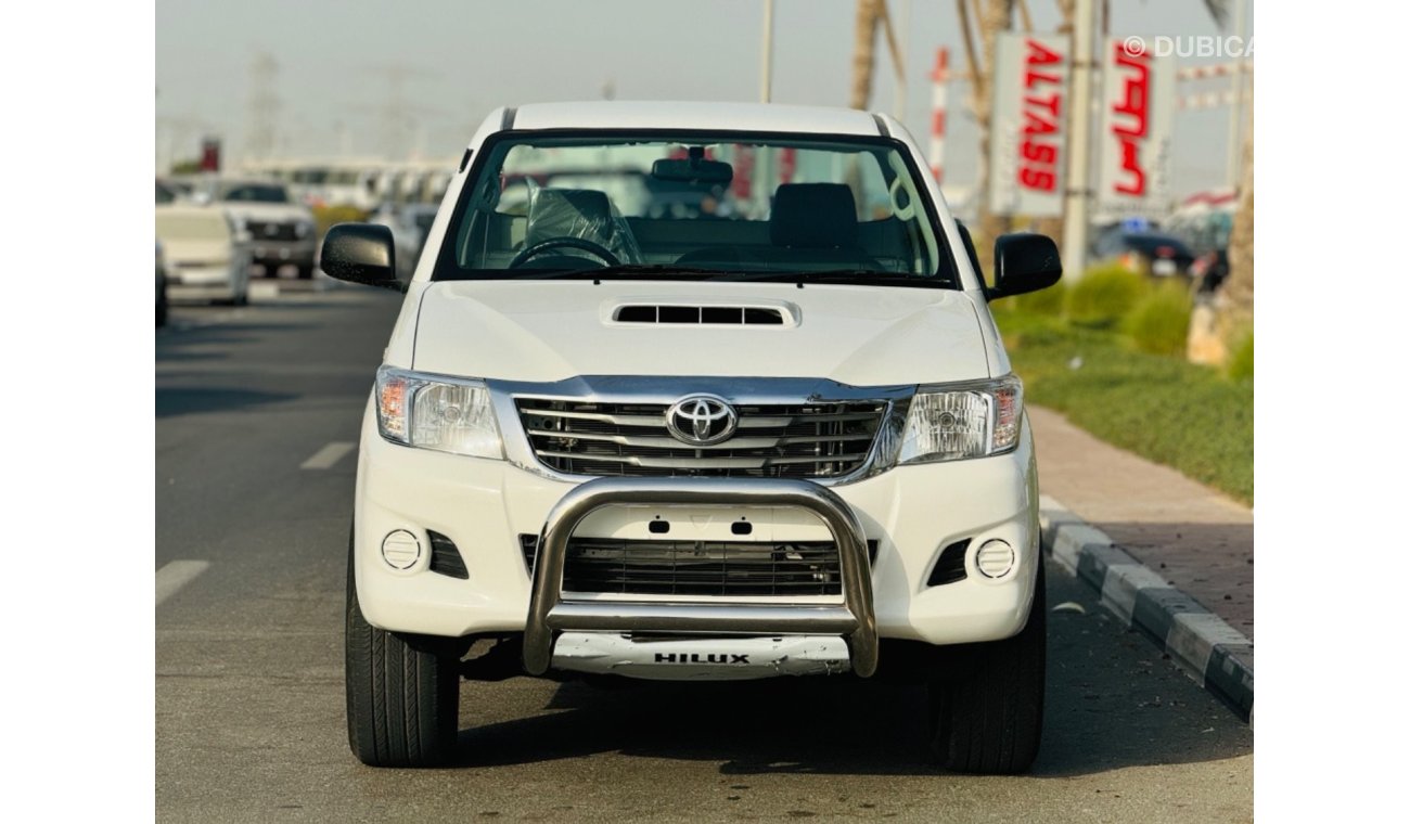 تويوتا هيلوكس Toyota Hilux single cabin