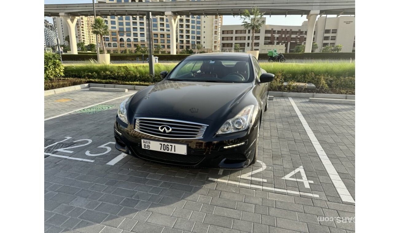 Infiniti Q60