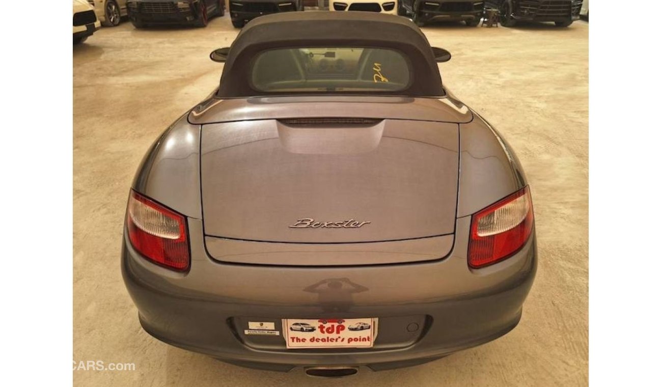 بورش بوكستر PORSCHE BOXSTER 2.7L 2005 CONVERTIBLE LOW MILEAGE IN EXCELLENT CONDITION