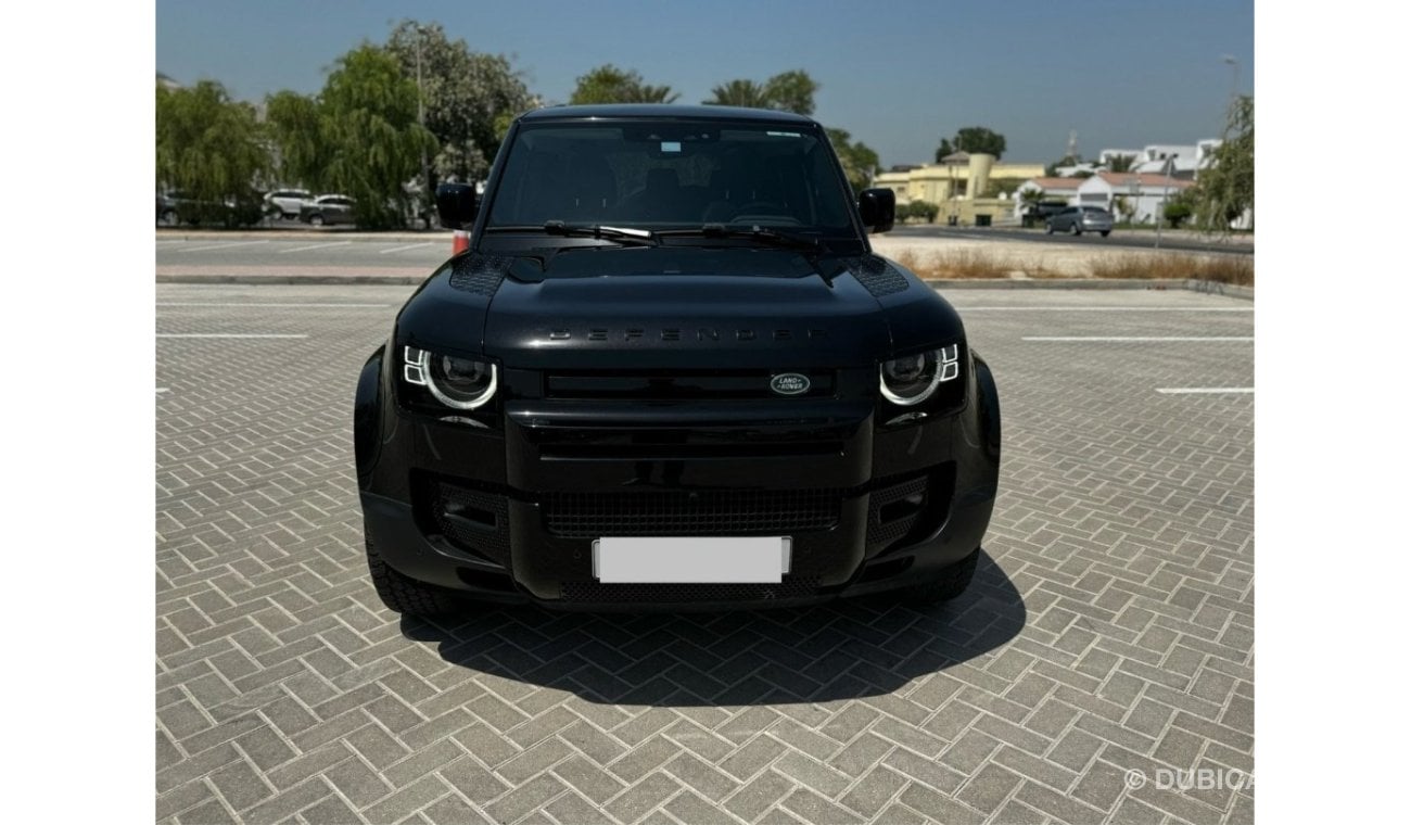 لاند روفر ديفندر GCC - Full service history - Warranty - Original paint - No accidents - Full body ceramic