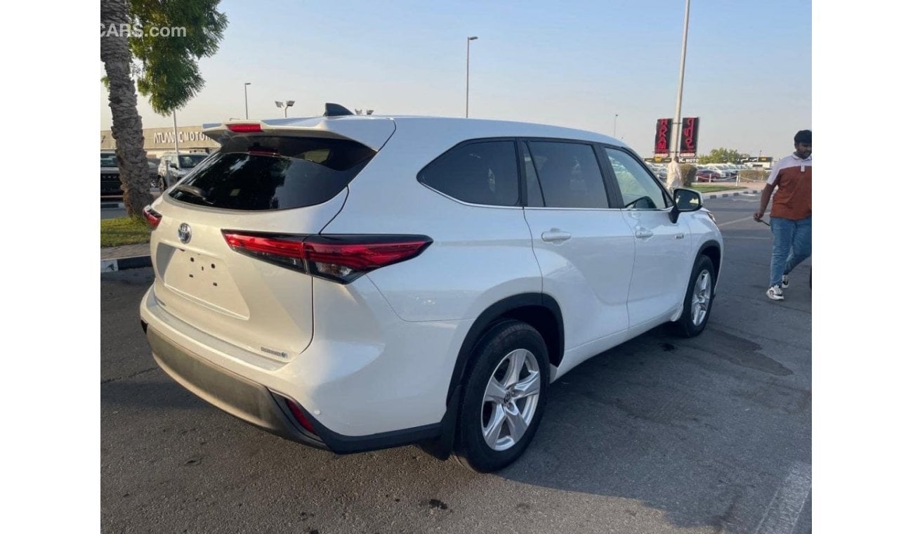 Toyota Kluger GX 2022, Hybrid 2.5 Cc Petrol 7 Seaters Top Of The Range