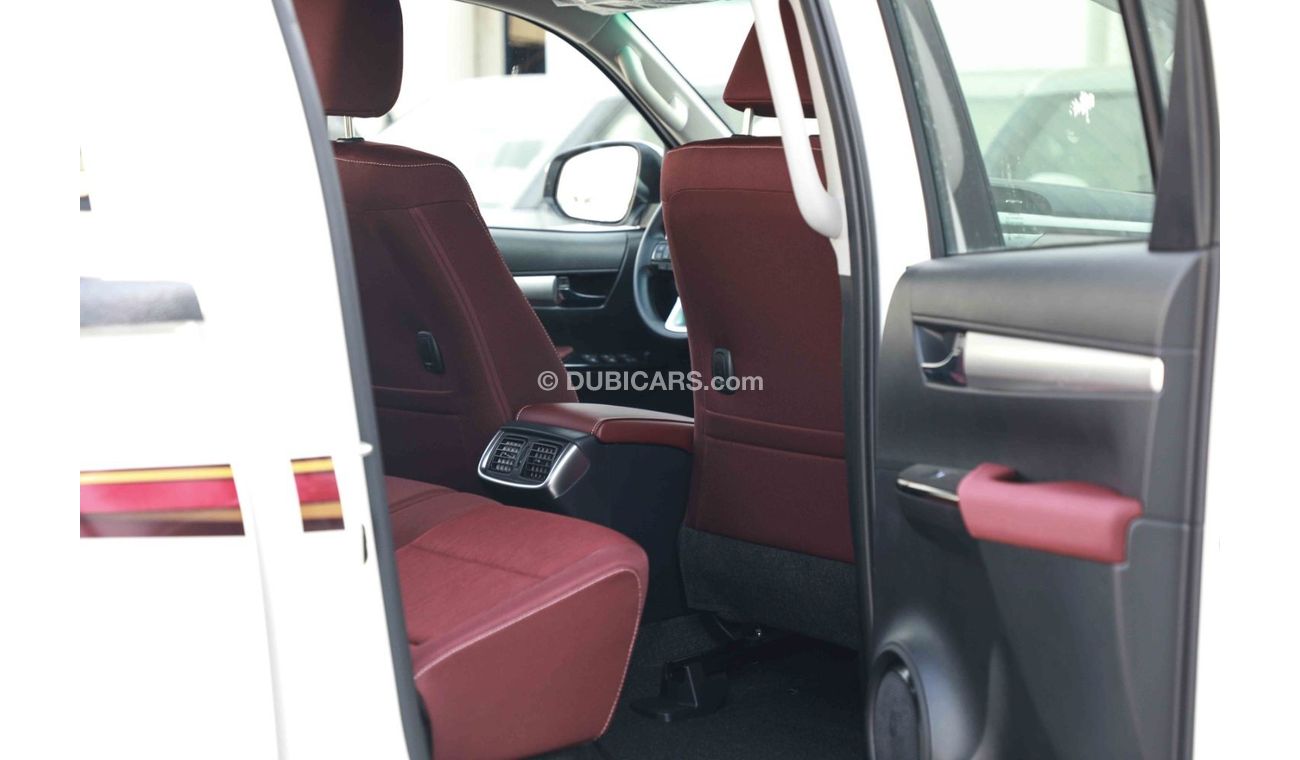 تويوتا هيلوكس 2025 TOYOTA HILUX GLXS 2.7 - SUPER WHITE inside MAROON | Export Only