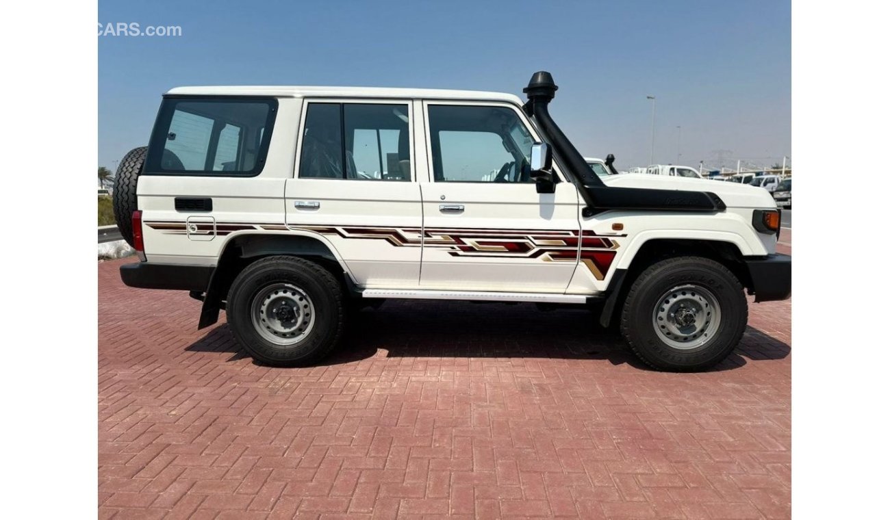 تويوتا لاند كروزر هارد توب Toyota Land Cruiser LC76 4.5L Diesel Model 2024