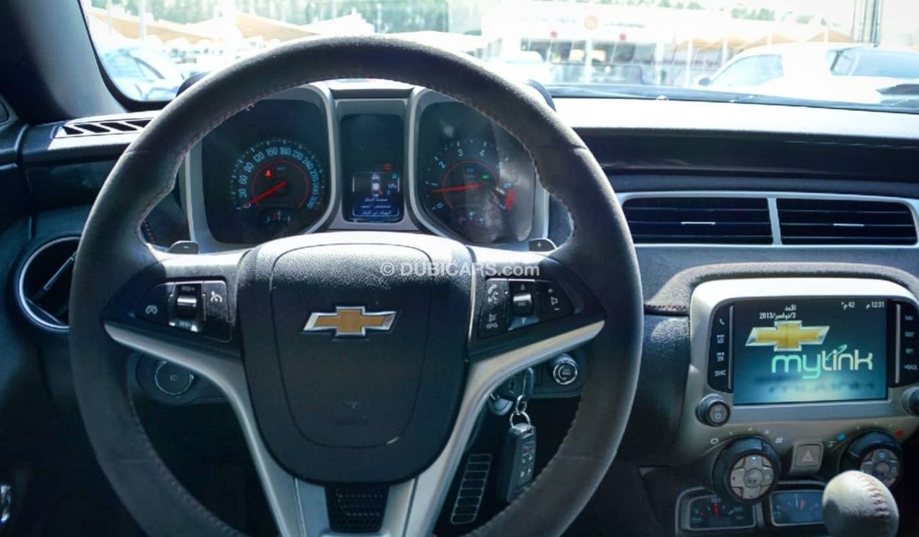 Chevrolet Camaro Camaro ZL1 Supercharged V8 6.2L 2015/GCC/FullOption/ Alcantara Lether Interior/ Very Good Condition