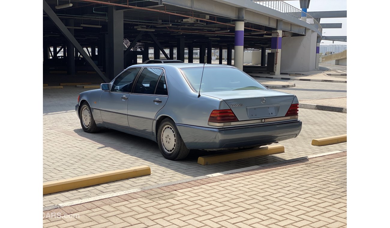 مرسيدس بنز 500 SEL W140