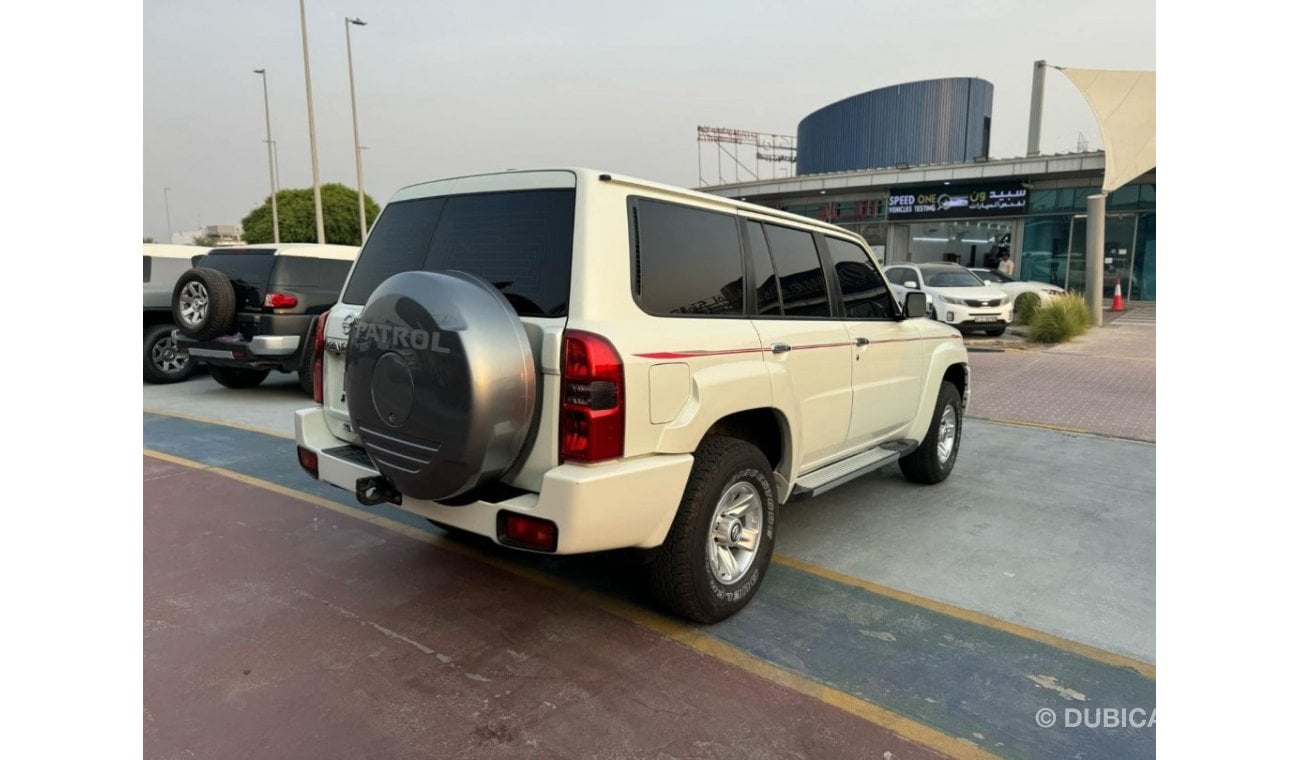 Nissan Patrol Super Safari GCC SPEC NEAT AND CLEAN