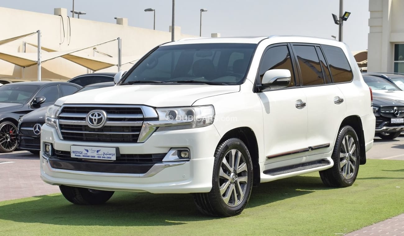 Toyota Land Cruiser VXR V8. Facelift 2016